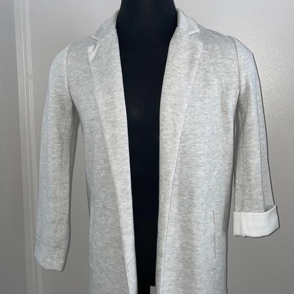 Lightweight Fall/Winter jackets. - Picture 2 of 4